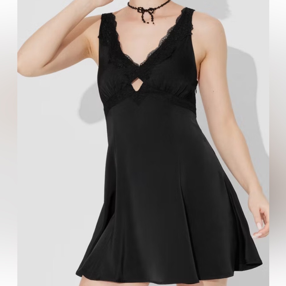 NWT wild fable Black Lace-Trim V-Neck Mini Chemise Dress